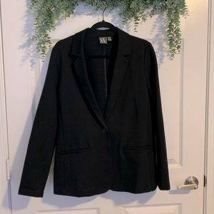 Black blazer. Worthington. Large.